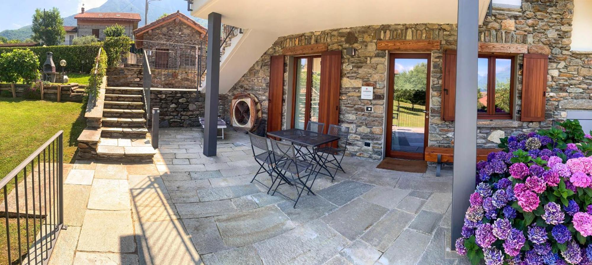 La Roggia - Lake Como Heritage Home In Molino Maufet Watermill - Patio On The Garden Colico Exteriér fotografie